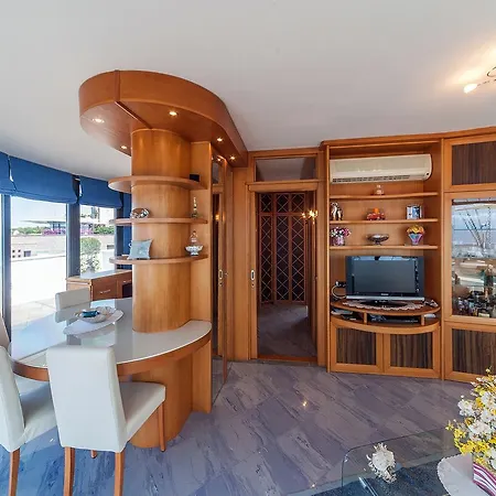 Apartment Attico Blue Heaven *